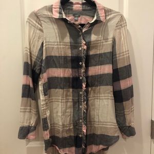 Aerie Pink/Blue Plaid Flannel Button Down